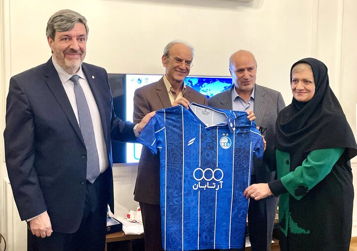 Uruguay's Tehran embassy celebrates football diplomacy with shirt exchange